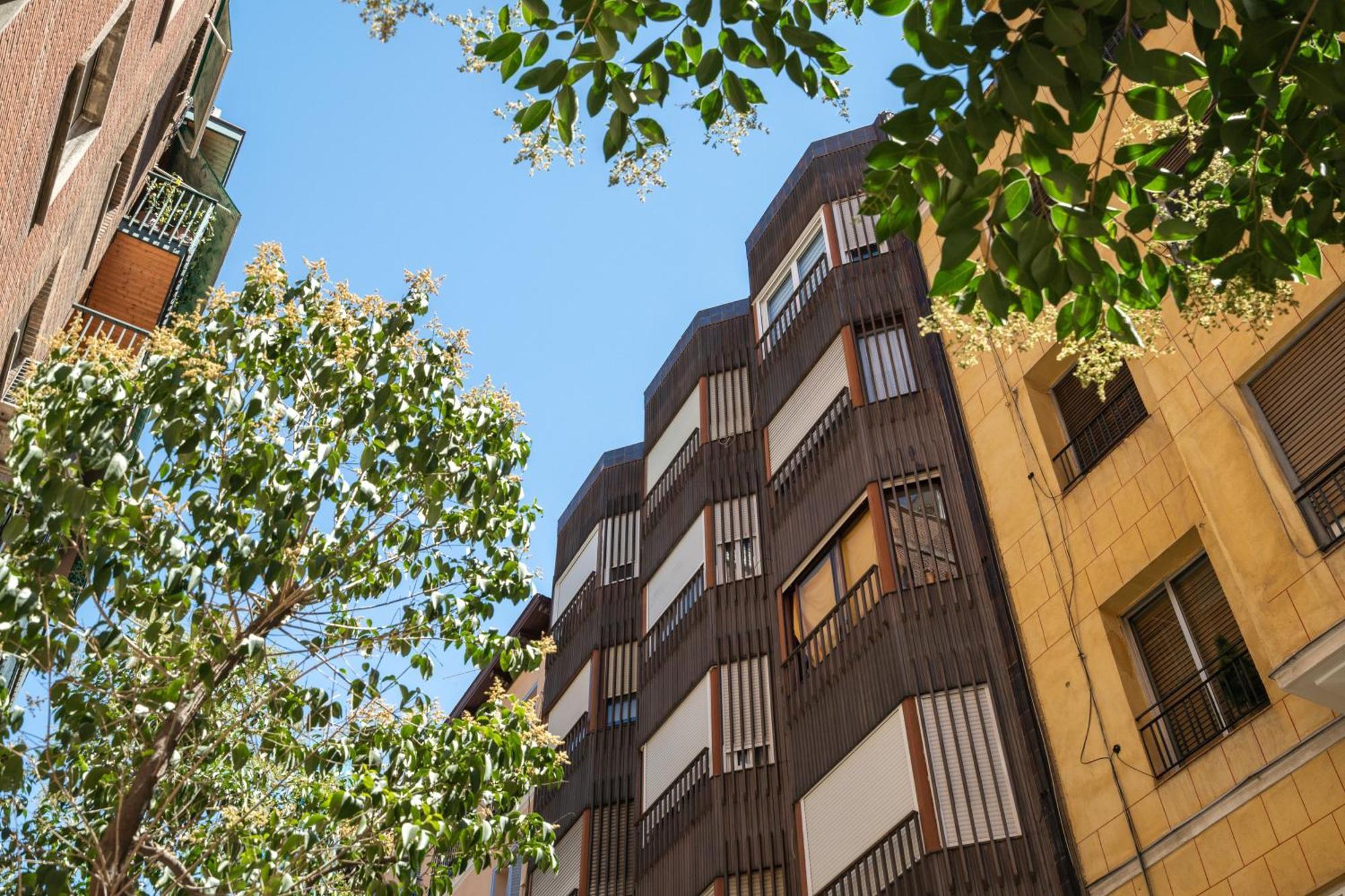 Estudios En Plaza Espana. Centro De Madrid — Fotos 1